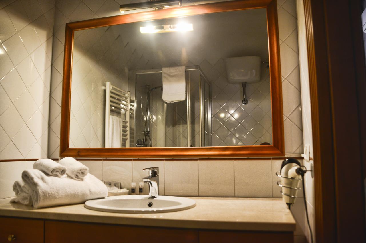 ホテル Relais Del Porto カリアリ エクステリア 写真